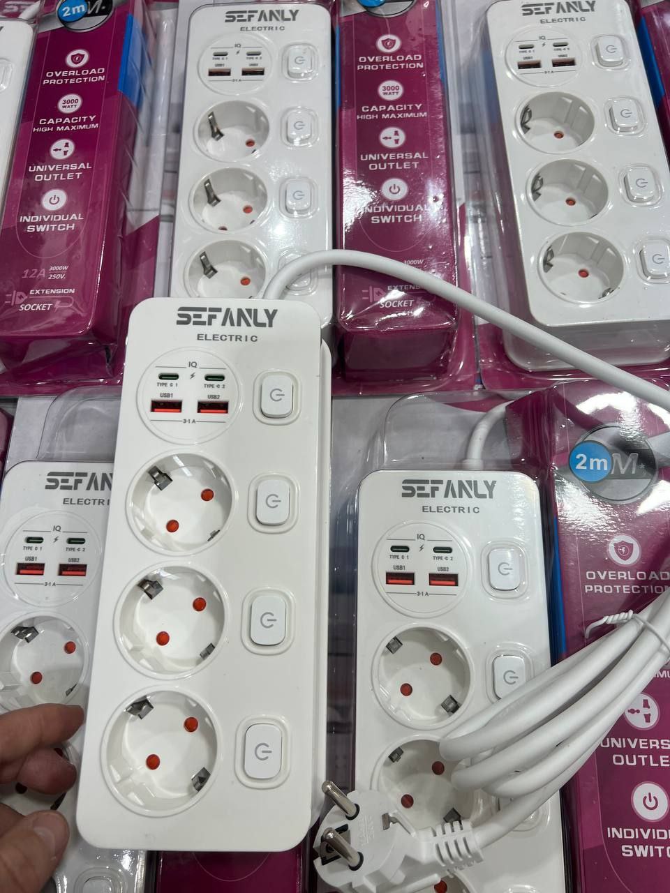 سه راهی برق تخت دارای پورت تایپ C و USB سفنلی